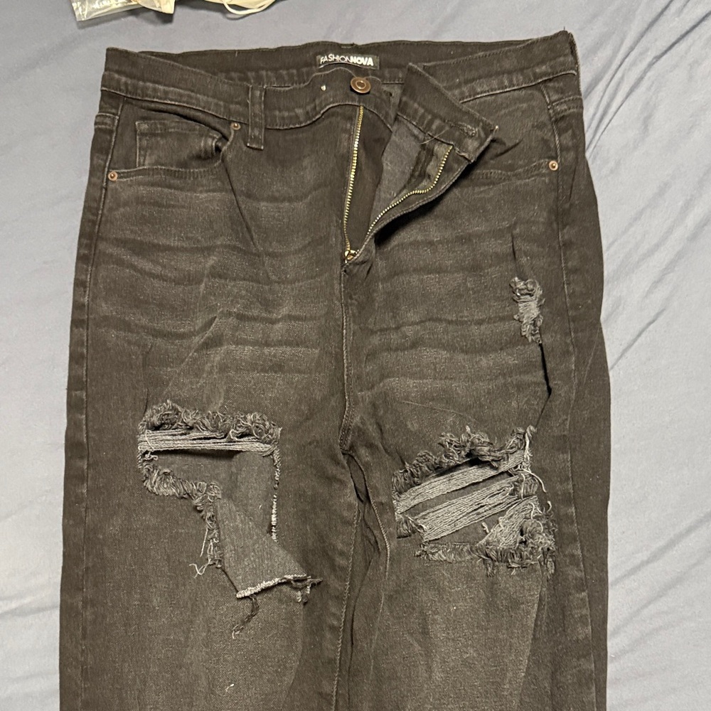 Fashion Nova Charcoal Distressed jeans